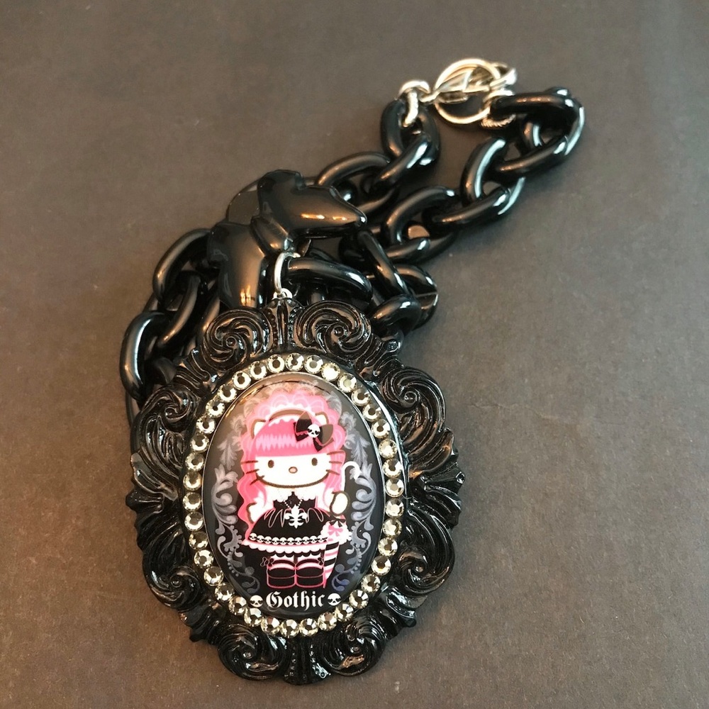 ISO Tarina tarantino x hello kitty ISO gothic Lolita chain necklace